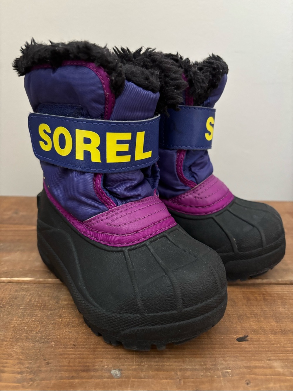 Sorel Snow Commander Kids' Purple Winter Snow Boots Size 7